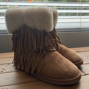 Koolaburra fringe UGGS